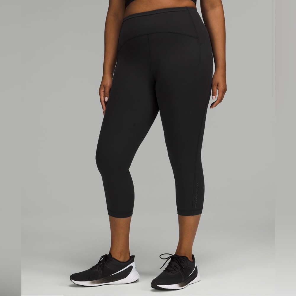 Lululemon Swift Speed High Rise Crop 21”